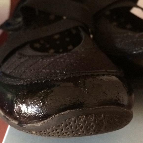 Girls Cat & Jack Black "Harper" shoes size 13 - Picture 7 of 7